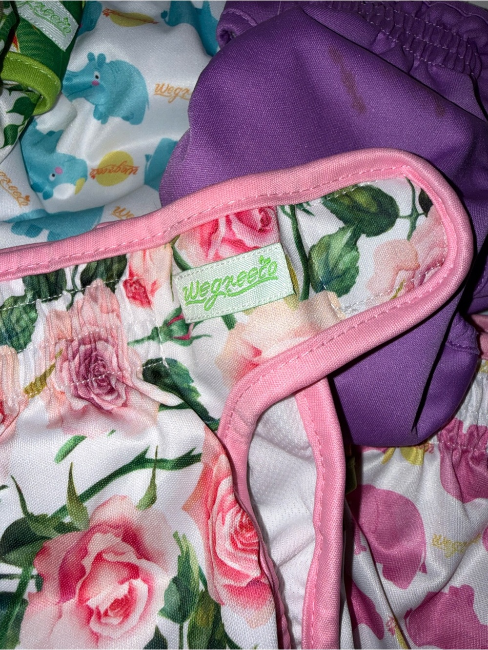 🌹 Dog Reusable Cloth Diaper Cover - Purple, Pink, Green Options size M - Picture 3 of 6